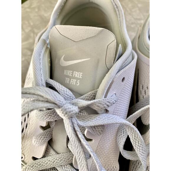 Like New Nike Free White TR Fit 5 Athletic Training Shoes Sneakers Size 8 - Picture 5 of 13